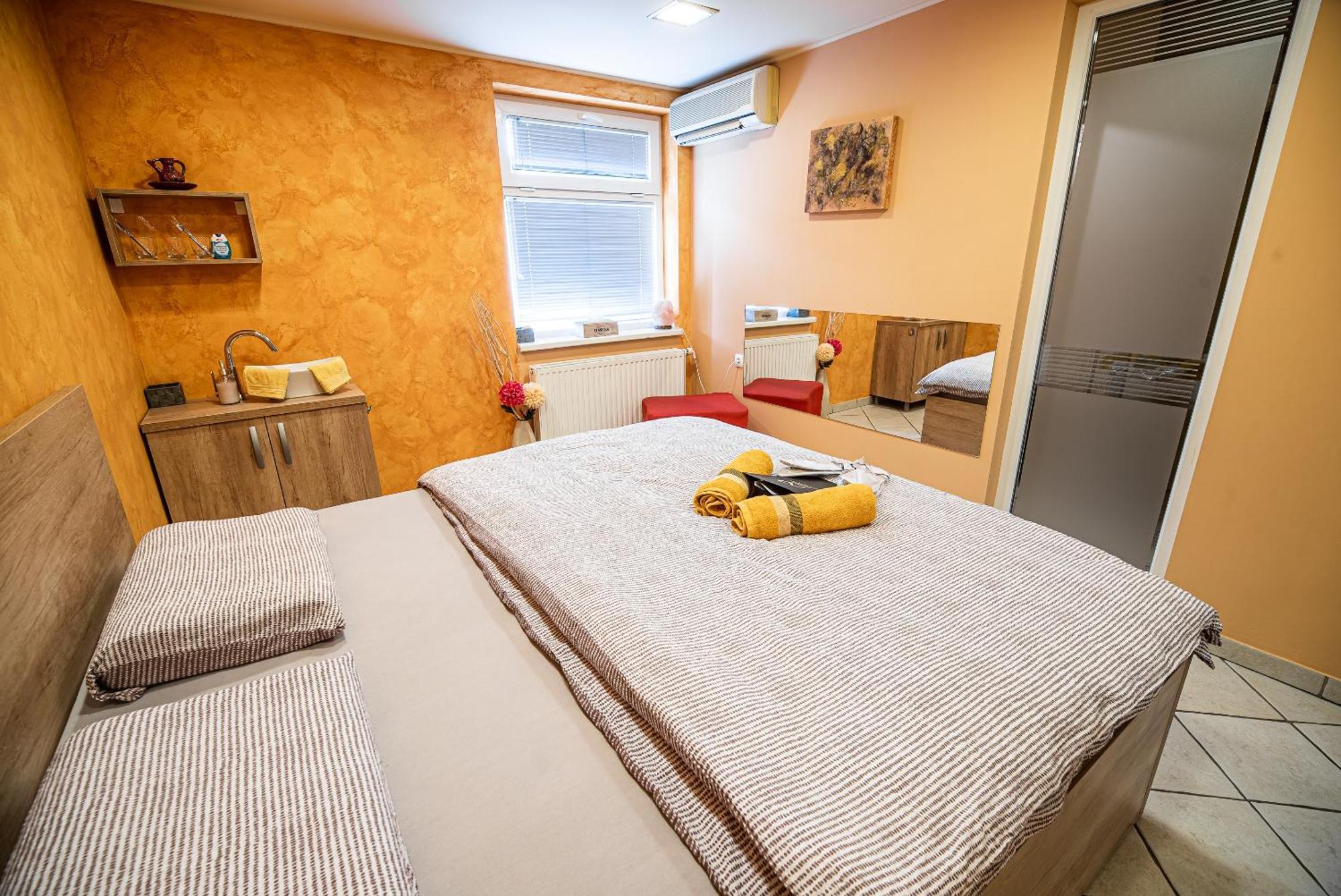 Lux Living Apartments Budic Near Terme Catez Brezice Phòng bức ảnh