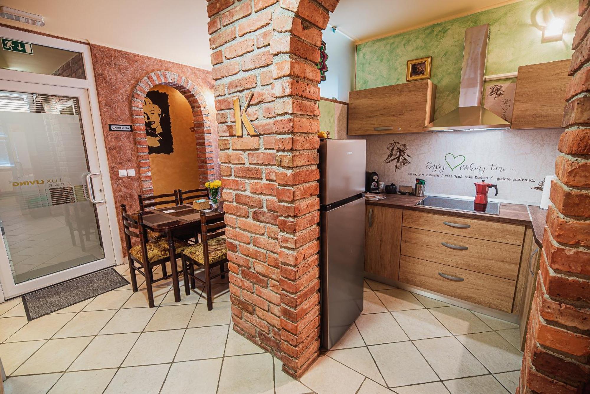 Lux Living Apartments Budic Near Terme Catez Brezice Phòng bức ảnh